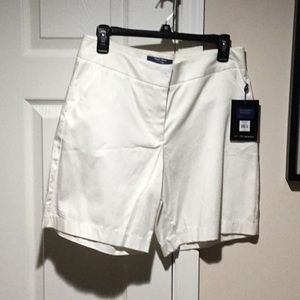 ⭐️ Peter Som Off White Bermuda Shorts - Size 8